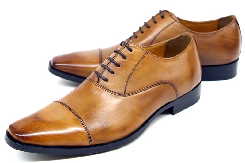 革靴のお手入れ、あなたの方法は合ってますか？革靴の基礎知識を学ぶ 
